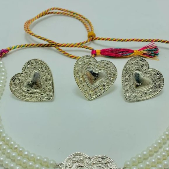 Pearls Jewelry Set, Pearls Beaded Chain Necklace With Metal Motifs And Earrings - Picture 3 of 10